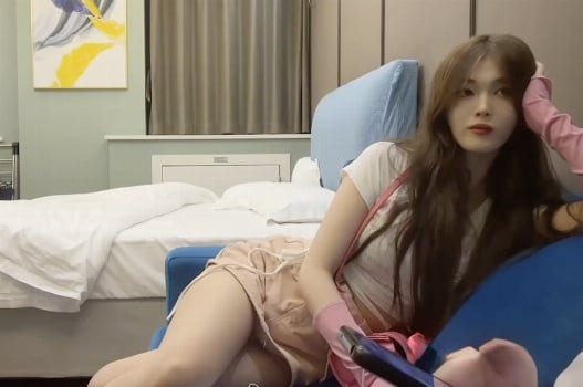 Phục vụ dâm đãng của đàn em học sinh